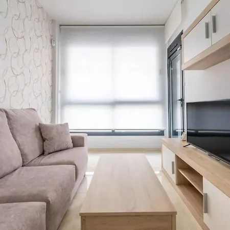 082 Moderno Con La Piscina Y Wifi Gratis Apartment